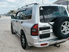 Mitsubishi Pajero, 2004