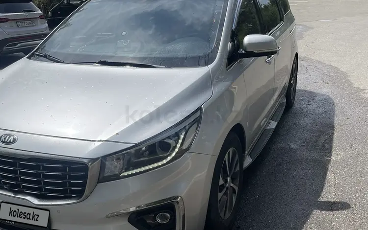 Kia Carnival 2019 года за 13 000 000 тг. в Алматы