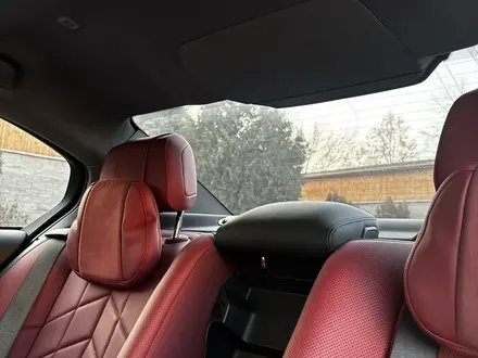 BMW 530 2024 года за 30 999 000 тг. в Алматы – фото 36
