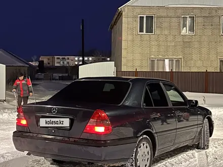 Mercedes-Benz C 180 1996 года за 2 300 000 тг. в Астана – фото 4