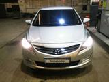 Hyundai Accent 2015 года за 6 200 000 тг. в Усть-Каменогорск – фото 2