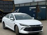 BYD Qin L DM-i Leading 2025 года за 9 550 000 тг. в Алматы