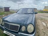 Mercedes-Benz E 230 1997 года за 2 400 000 тг. в Шымкент