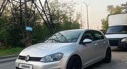 Volkswagen Golf 2014 годаfor6 700 000 тг. в Алматы – фото 2