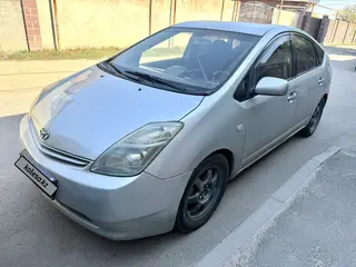 Toyota Prius, 2005