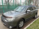Mitsubishi Outlander 2013 года за 7 100 000 тг. в Алматы – фото 2
