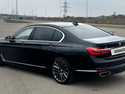 BMW 750 2016 года за 28 000 000 тг. в Алматы – фото 4