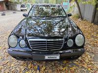 Mercedes-Benz E 280 2000 годаfor3 800 000 тг. в Алматы