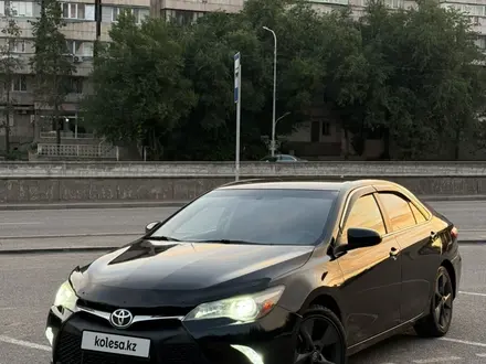 Toyota Camry 2017 года за 10 000 000 тг. в Алматы