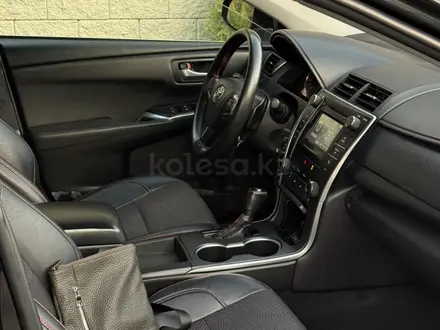 Toyota Camry 2017 года за 10 000 000 тг. в Алматы – фото 8