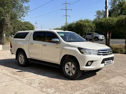 Toyota Hilux 2017 года за 16 000 000 тг. в Уральск