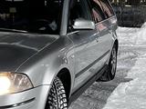 Volkswagen Passat 2002 года за 2 800 000 тг. в Астана – фото 3