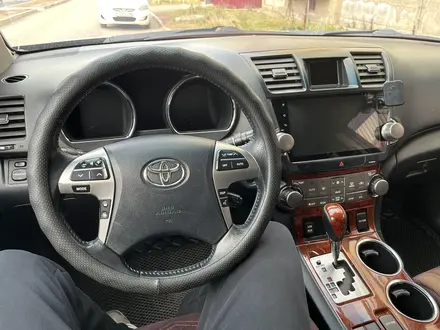 Toyota Highlander 2013 года за 16 000 000 тг. в Усть-Каменогорск – фото 5