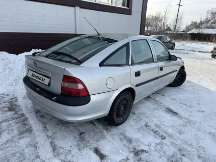 Opel Vectra 1997 года за 945 000 тг. в Караганда – фото 4