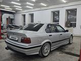 BMW 328 1998 года за 3 500 000 тг. в Астана – фото 5