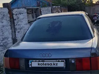 Audi 80