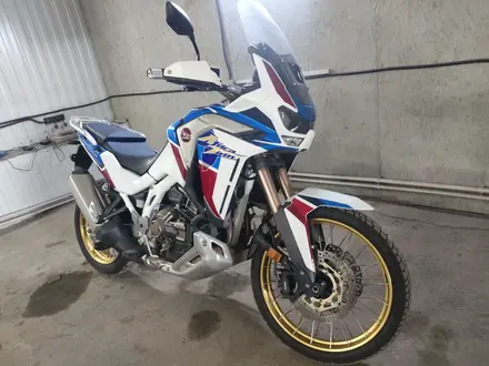 Honda  Africa Twin CRF 1000L/1100L 2020 года за 7 690 000 тг. в Алматы