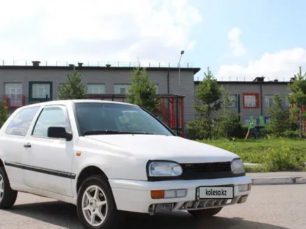 Volkswagen Golf 1992 года за 1 400 000 тг. в Караганда