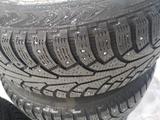 Резина на дисках 235/65 R17 за 30 000 тг. в Кокшетау