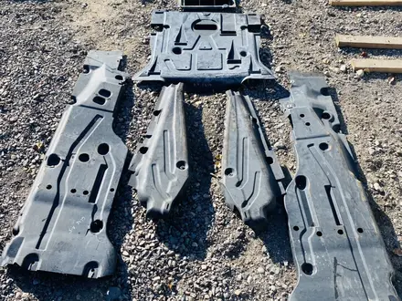 Защита днища за 25 000 тг. в Алматы