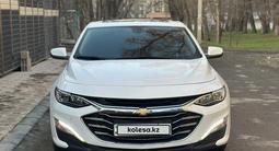 Chevrolet Malibu 2022 годаүшін12 500 000 тг. в Тараз