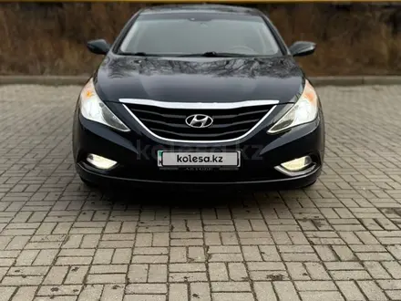 Hyundai Sonata 2011 года за 5 500 000 тг. в Актобе – фото 9