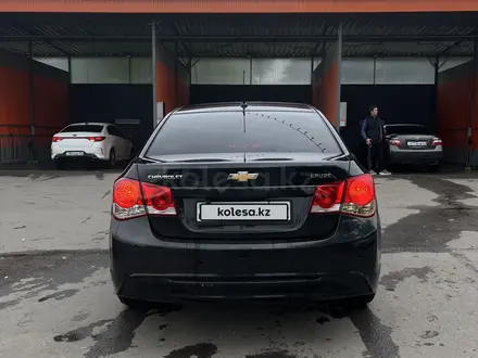 Chevrolet Cruze 2014 года за 5 100 000 тг. в Алматы – фото 2