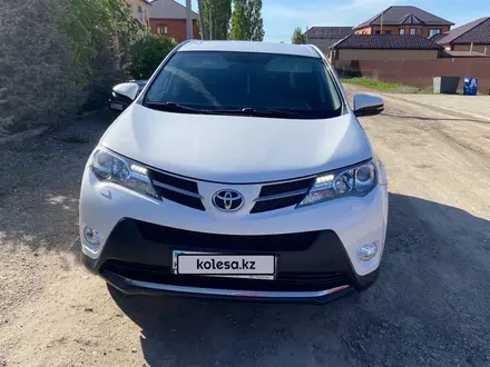 Toyota RAV4 2013 года за 9 900 000 тг. в Актобе – фото 2