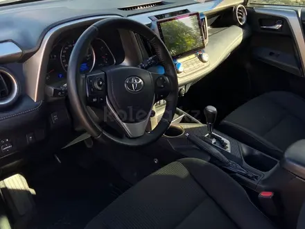Toyota RAV4 2013 года за 9 900 000 тг. в Актобе – фото 6