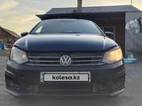 Volkswagen Polo 2015 года за 3 600 000 тг. в Семей – фото 2