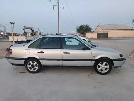 Volkswagen Passat 1994 года за 1 200 000 тг. в Актау – фото 9