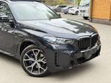BMW X5 2024 года за 48 500 000 тг. в Алматы – фото 2