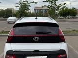 Hyundai Bayon 2023 года за 7 200 000 тг. в Астана – фото 5