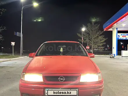 Opel Vectra 1996 года за 600 000 тг. в Караганда – фото 2