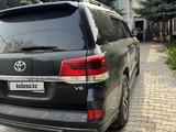 Toyota Land Cruiser 2017 года за 33 000 000 тг. в Алматы – фото 5