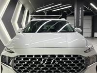 Hyundai Santa Fe 2023 годаүшін19 100 000 тг. в Актобе