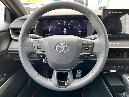 Toyota Camry 2024 года за 18 900 000 тг. в Уральск – фото 12