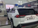 Toyota RAV4 2021 годаfor16 900 000 тг. в Караганда – фото 4