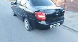 ВАЗ (Lada) Granta 2190 2013 годаүшін1 750 000 тг. в Костанай – фото 2