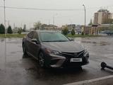 Toyota Camry 2019 года за 13 000 000 тг. в Тараз