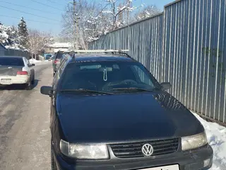 Volkswagen Passat, 1994