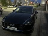 Hyundai Sonata 2022 года за 12 000 000 тг. в Астана