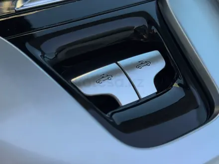 Mercedes-Maybach SL 680 2026 года за 185 000 000 тг. в Алматы – фото 19