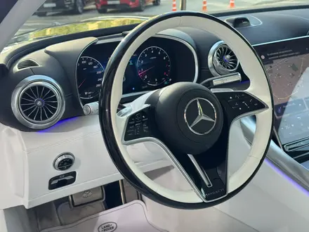 Mercedes-Maybach SL 680 2026 года за 185 000 000 тг. в Алматы – фото 12