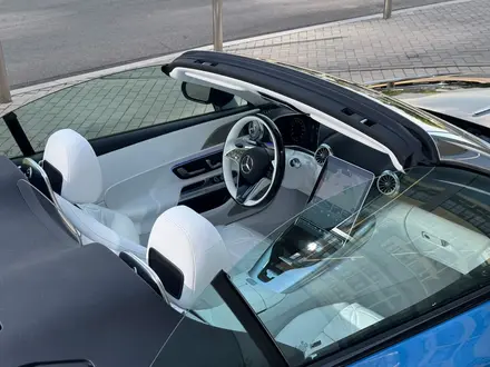 Mercedes-Maybach SL 680 2026 года за 185 000 000 тг. в Алматы – фото 13