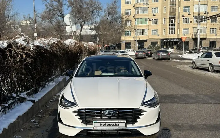 Hyundai Sonata 2022 года за 14 600 000 тг. в Алматы