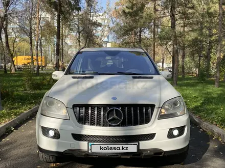 Mercedes-Benz ML 500 2006 года за 7 100 000 тг. в Петропавловск – фото 20