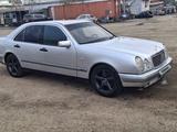 Mercedes-Benz E 230 1997 годаfor2 400 000 тг. в Кокшетау – фото 2