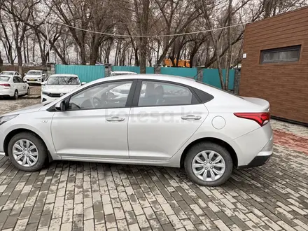 Hyundai Accent 2021 года за 7 588 000 тг. в Алматы – фото 4