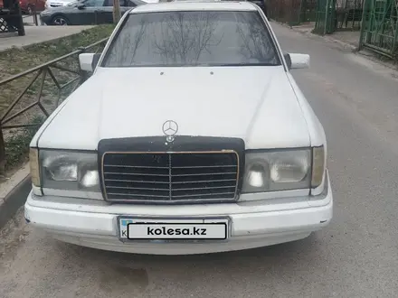 Mercedes-Benz E 200 1991 года за 800 000 тг. в Шымкент – фото 2